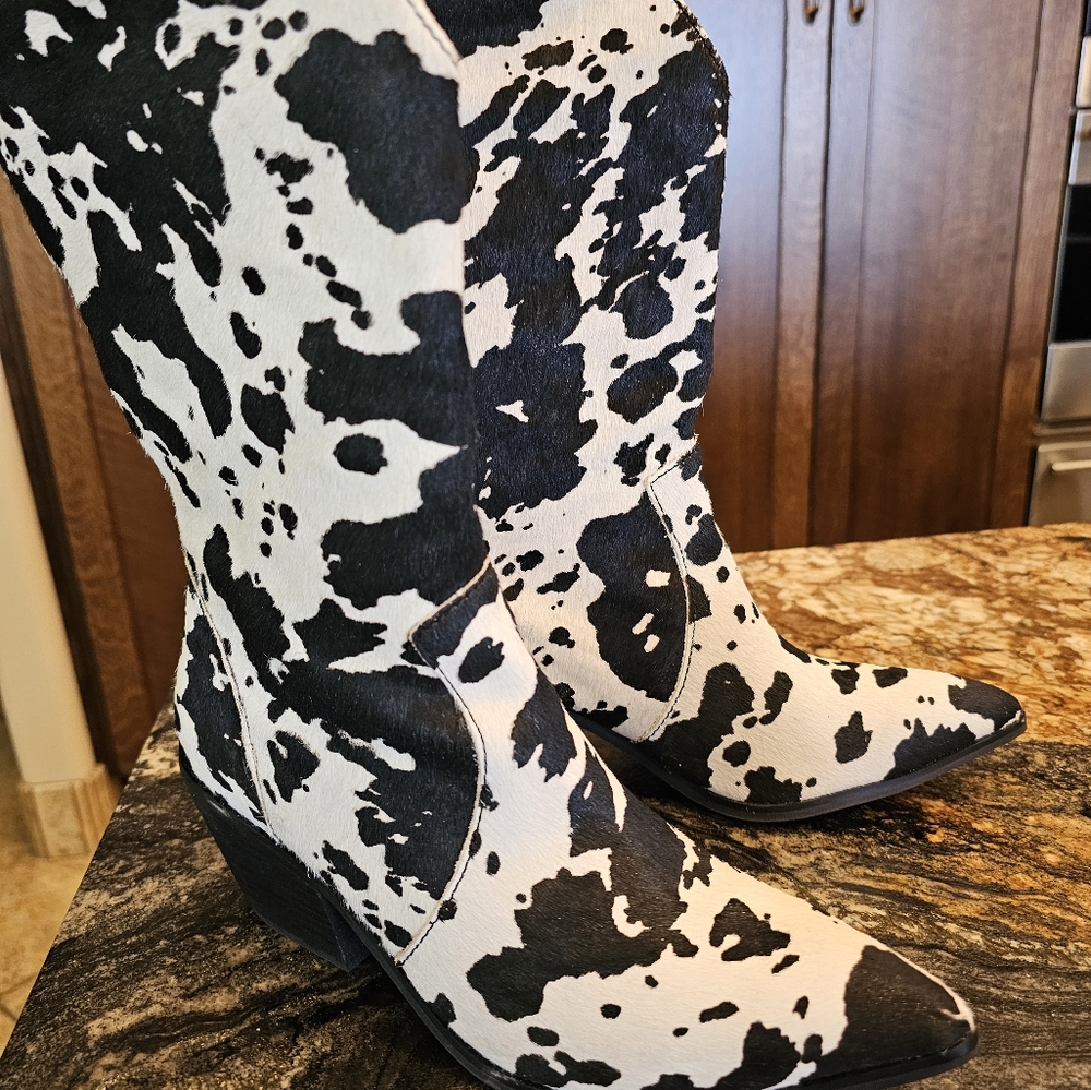 Dingo Black and White Cow Print Ankle Boots